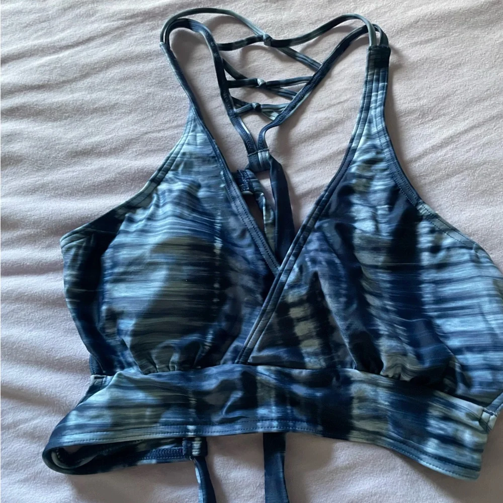 Women’s Bikini Tops